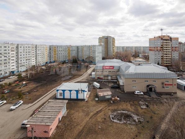 Комарова, 27/1
