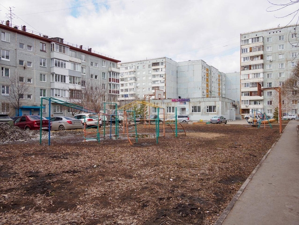 Комарова, 27/1