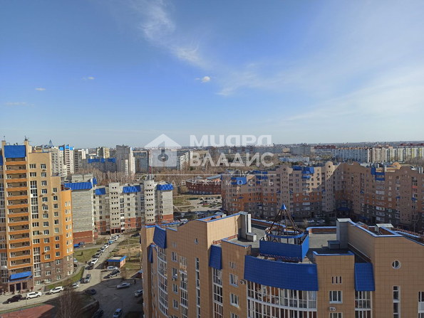 Комарова, 15/1