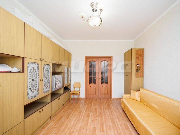 Богдана Хмельницкого, 220