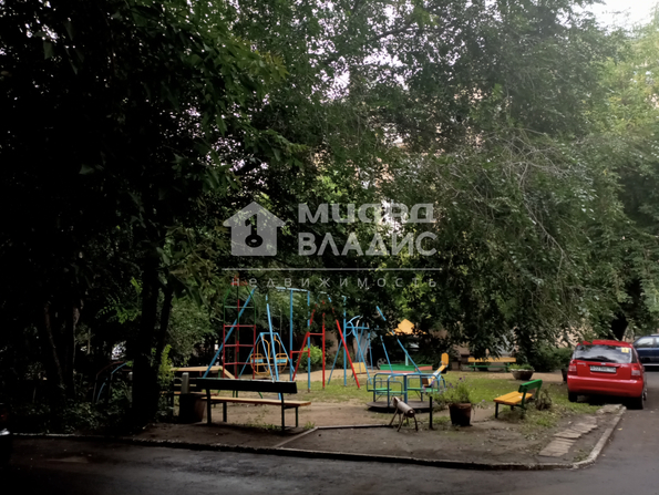 Ленинградская, 1