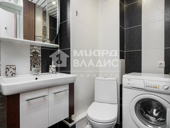 Комарова, 27/1