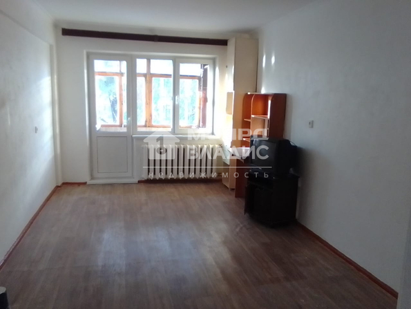 Бетховена, 24