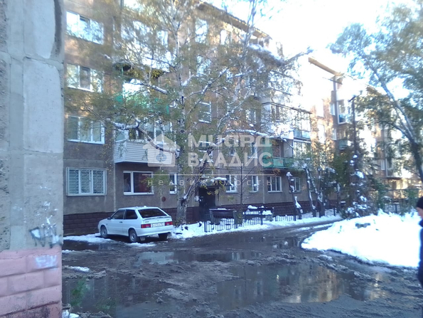 Бетховена, 24