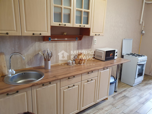 Комарова, 15/4