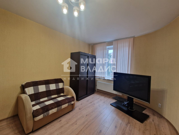 Комарова, 15/4