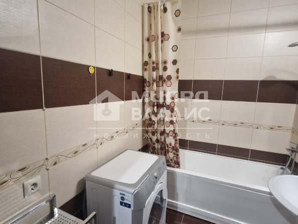 Комарова, 15/4