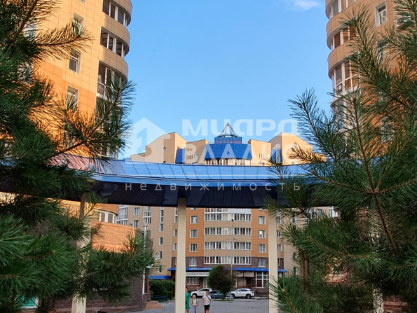 Комарова, 15/4