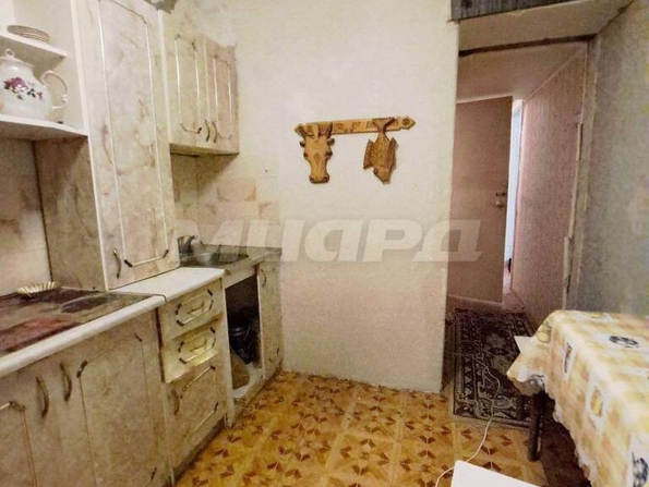 Бетховена, 25