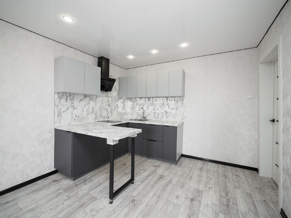 Космический, 97/1