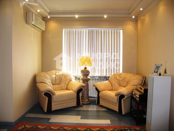 Маяковского, 16