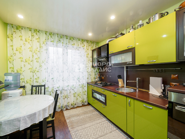 Володарского, 122