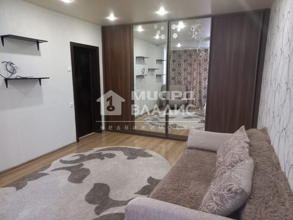 Северная 33-я, 27