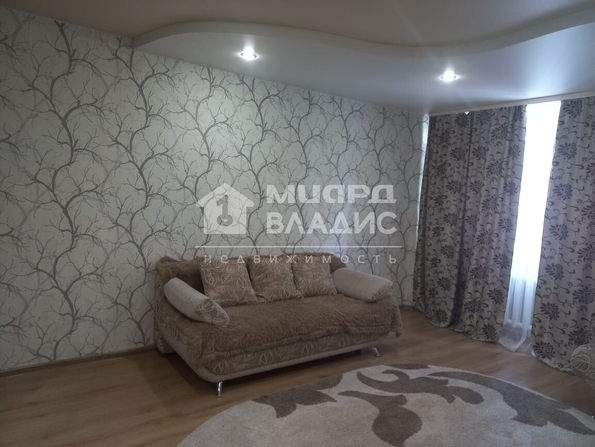 Северная 33-я, 27