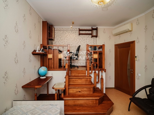Суворова