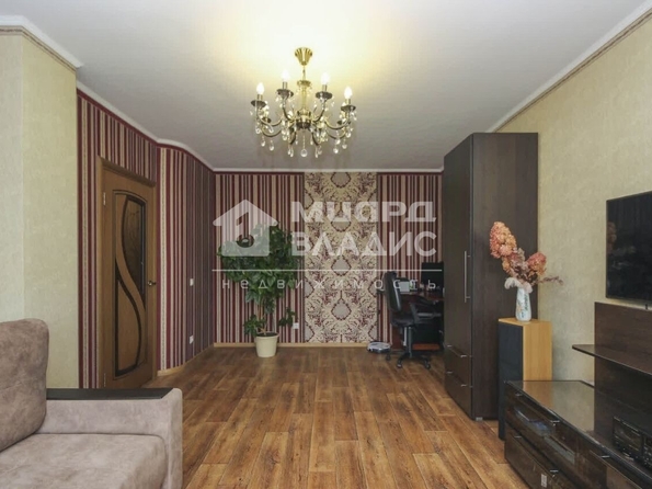 Комарова, 21/2