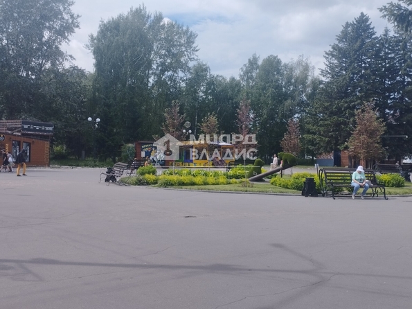 Богдана Хмельницкого, 160
