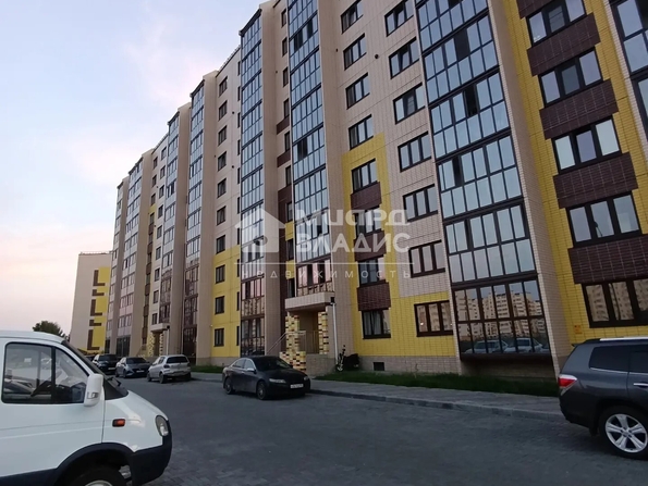 6-й Амурский, 10