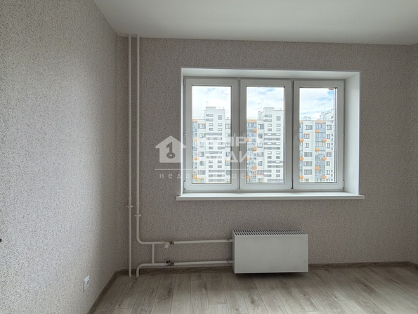 4 Амурский, 15